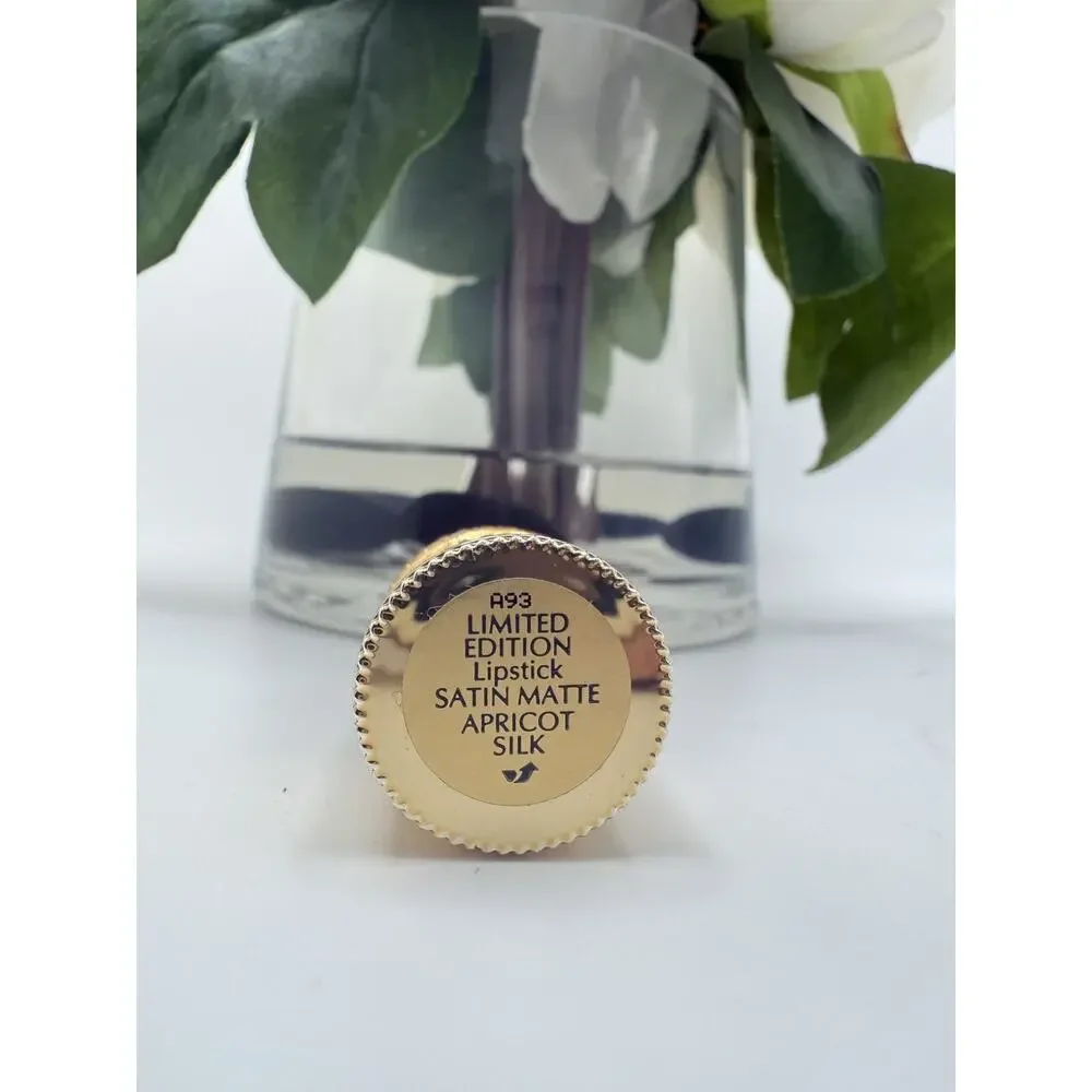 SABYASACHI X ESTEE LAUDER - LIMITED EDITION LIPSTICK Satin Matte Apricot Silk